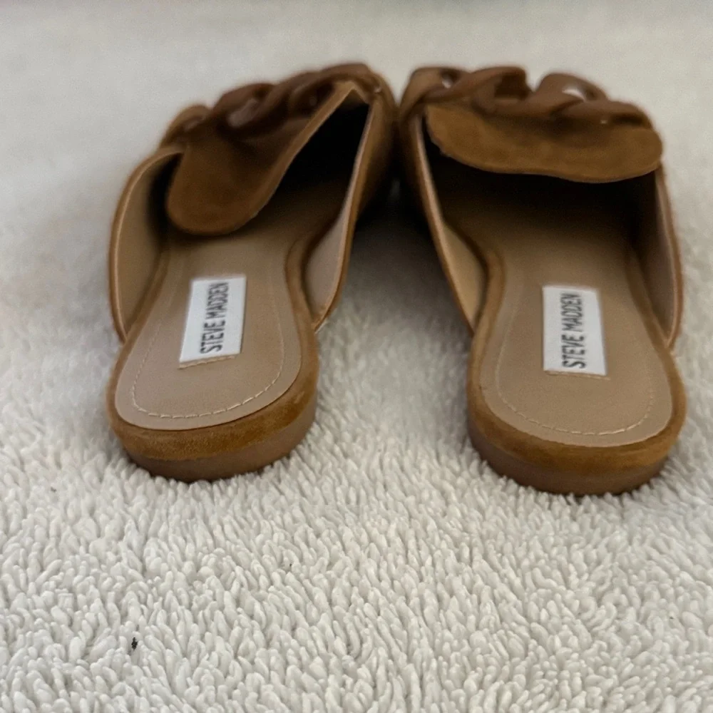 Steve Madden Tan Suede Chain Mules - Picture 4 of 4